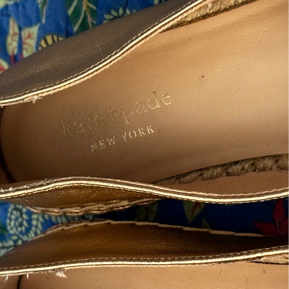 Kate Spade Rose Gold Flats Espadrilles, women’s size 7. Metallic lazer cut - Picture 10 of 10